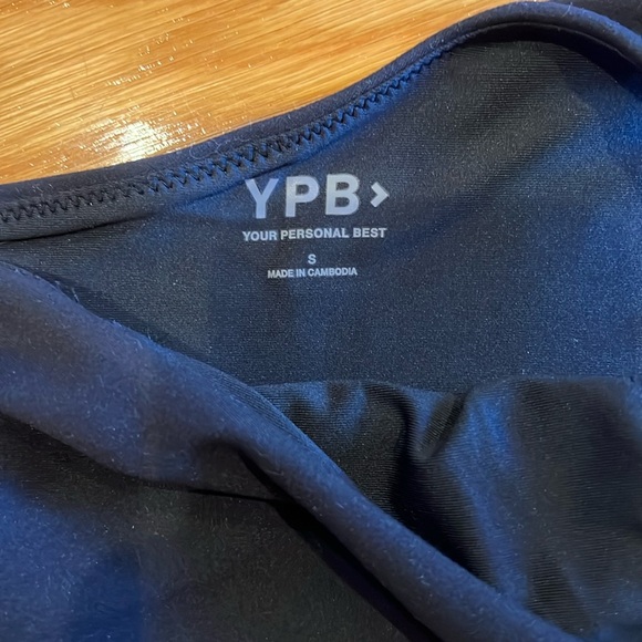 Abercrombie & Fitch YPB One-Shoulder Slim Tank - Picture 7 of 7